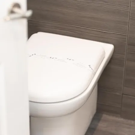 Luxury Modern 3 Bedroom In Centre *