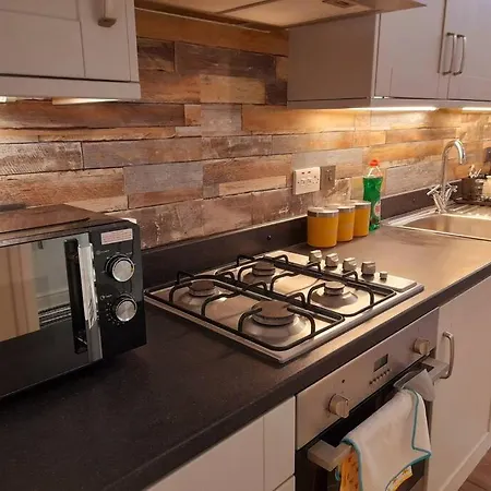 Modern Flat Near Centre. Apartmán