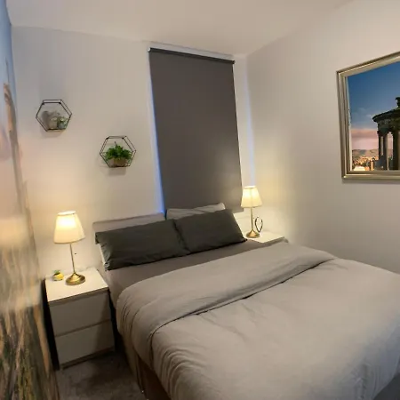 Maria- Bright And Modern Center . Apartament