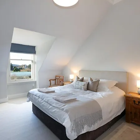 The Botanics Apartment