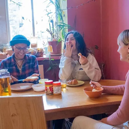 Royal Mile Backpackers Albergue Edimburgo