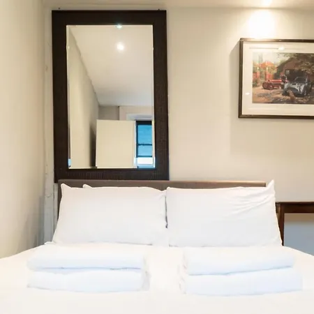 Queen St Superb Penthouse Flat With Roof Terrace Semesterbostad *