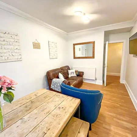 Апартаменты Rose Street's Hidden Treasure- 2bed Newly Refurbished