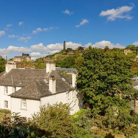 The Canongate *