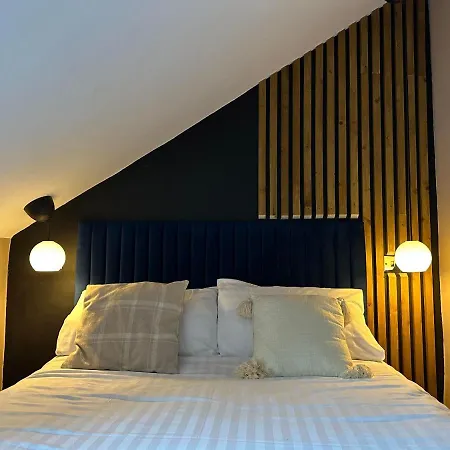 ホテル The Valentine - Townhouse (adults Only) 3*