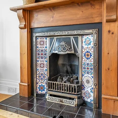 Lafayette - Cozy 2br-1ba Near Princes Street By Bonjour Residences * אדינבורו