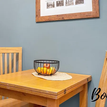 Lafayette - Cozy 2br-1ba Near Princes Street By Bonjour Residences דירה אדינבורו