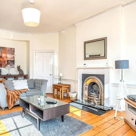 Couronnes - Georgian New Town 3br-1ba - Free Parking By Bonjour Residences Appartamento
