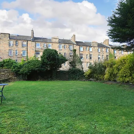 דירה Modern Sleeps 6 *