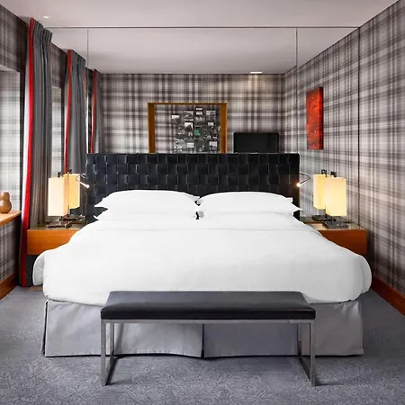 Hotel Sheraton Grand & 5*