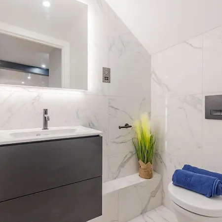 Prázdninový dům Dragon - Yukina - 2 Bed Centre House With Garden Edinburgh