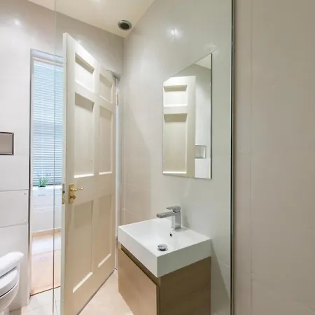 Apartman Luxurious Centre Self Catering Edinburgh