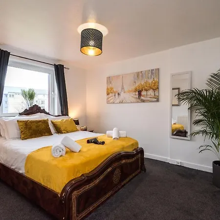 Cosy 2 Bedroom In The Heart Of