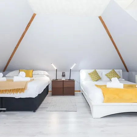 Beautiful In - Free Parking Edinburgh