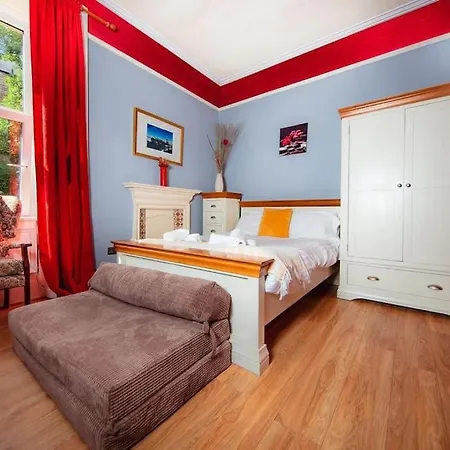 Apartment Warm, Cozy&relaxed By Holyrood Palace