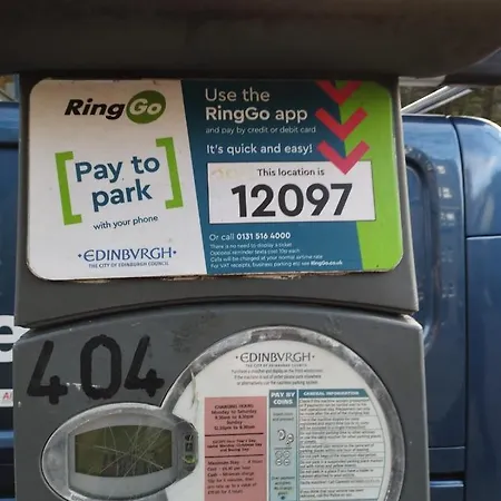 3 Bedrooms Flat In Central Old Town , Grassmarket Heart Of Flat Sleeps 6 , Eh1 Edinburgh