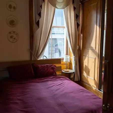 Bright Grand Flat In Great Location Edynburg