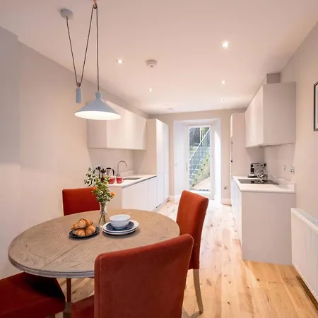 דירה Luxury Apartment, Stafford Street