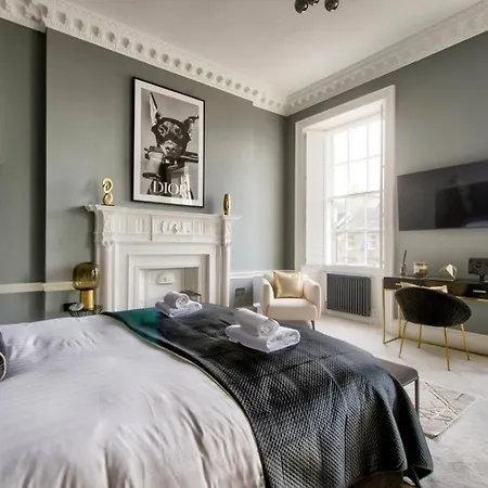 The York Place Apartament *