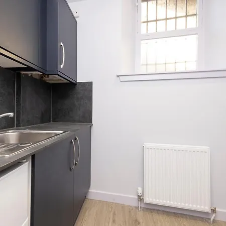 Altido Elegant Near The Meadows