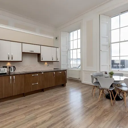 爱丁堡目的地约克广场公寓 爱丁堡