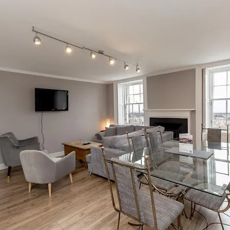 York Place By Destination