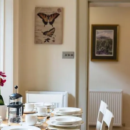 Apartment Self Catering , Centre With Parking *