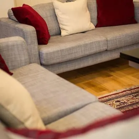 Self Catering , Centre With Parking