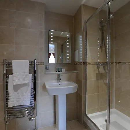 מלון דירות Edinburgh City Suites