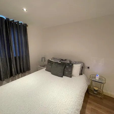 Br Apartment Edinburgh