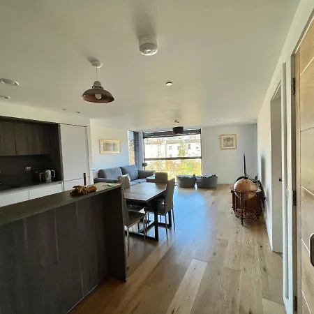 No. 5 Warriston, Canonmills Luxury *