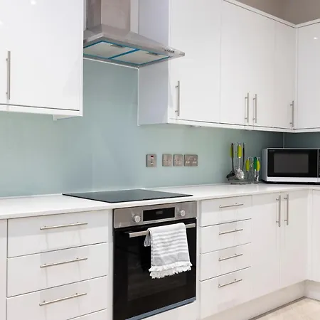 Stylish 3-bedroom Getaway * Edinburgh