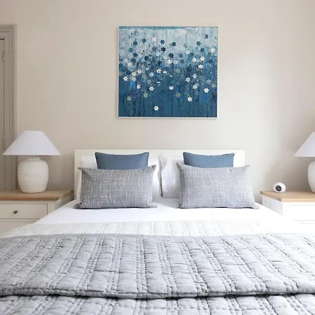 Stylish 3-bedroom Getaway