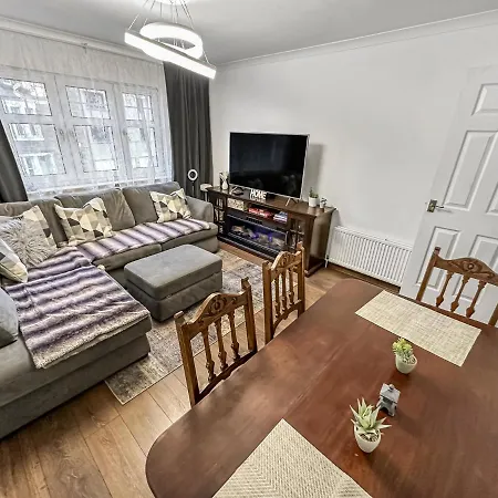 Lejlighed Comfortable 2 Bedroom Flat In The Centre