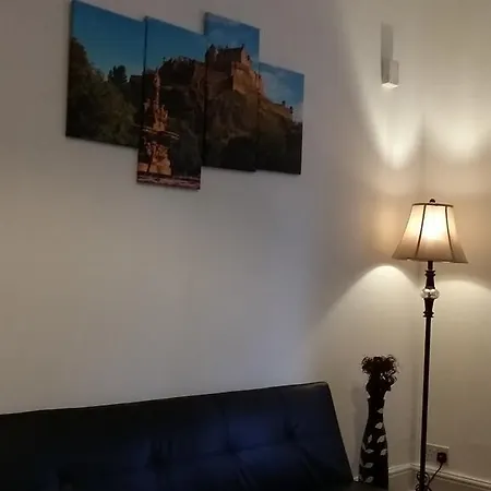 Central Apartments Edinburgh شقة إدنبرة