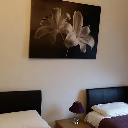 Central Apartments Edinburgh * إدنبرة