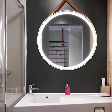 Hotell Moxy Fountainbridge 3*