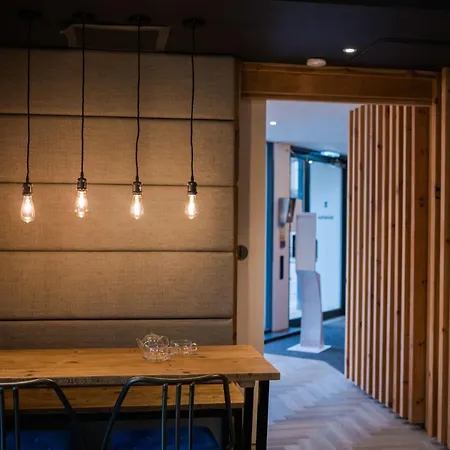 Appartamento For Students Only - Mcdonald Road In Edinburgh