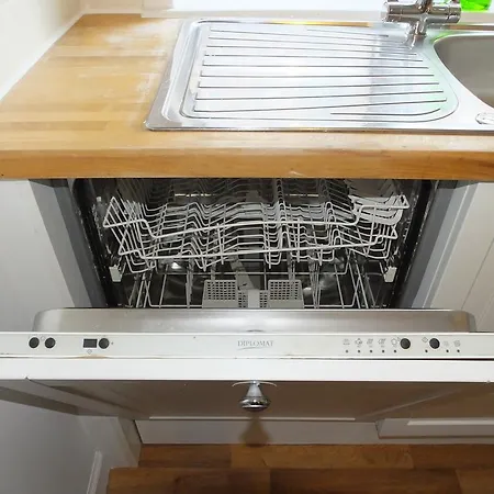 Apartament Lochrin By