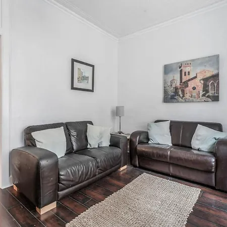 شقة Guestready - Convenient Spot At Leith Walk *