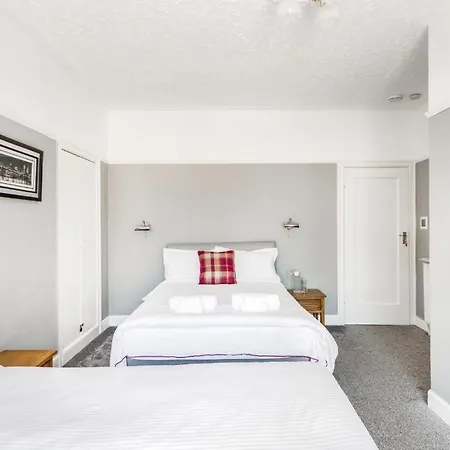 Milton Rd Sleeps 8 Free Parking 9 Mins To Centre Σπίτι διακοπών Εδιμβούργο