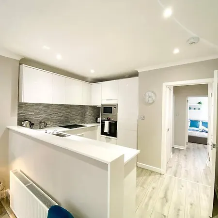 Stunning, Refurbished 2 Ba - Free Street Parking إدنبرة