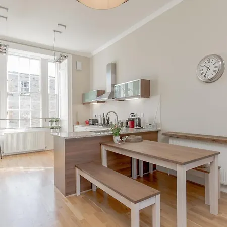 Appartamento Stunning New Town 3 Bed