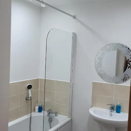 Cakemuir Detached House, 3 Bed, Free Parking &private Garden Διαμέρισμα *