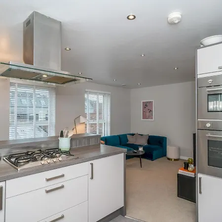 Cosy Modern Flat Pass The Keys * Edinburgh