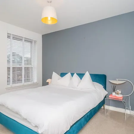 Cosy Modern Flat Pass The Keys Apartment Edinburgh
