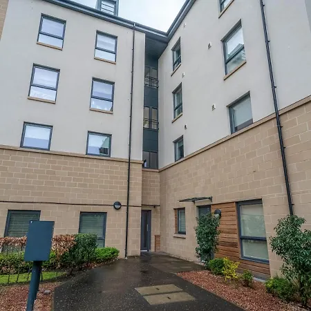 Apartment Cosy Modern Flat Pass The Keys