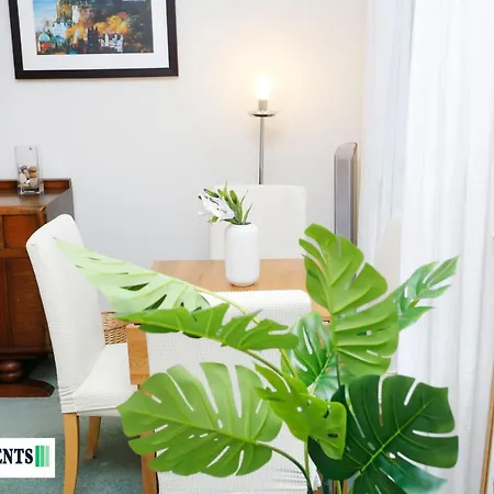 דירה Large 2 Bed Centre - Free Parking *