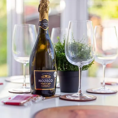 Holiday home Lovely 3bed House-private Parking Edinburgh