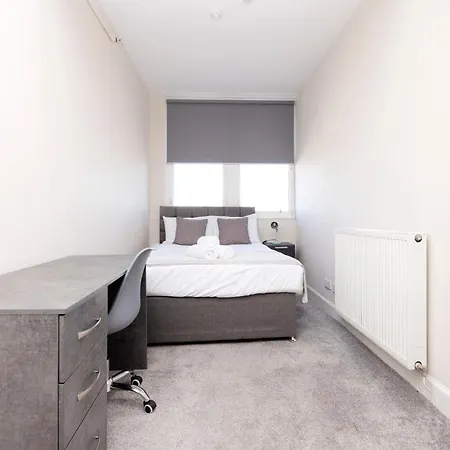 Altido 11 Bedroom Flat In The Centre Apartment *